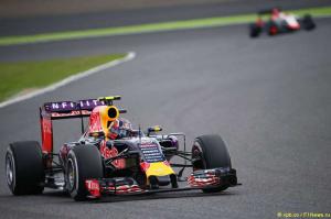 В Red Bull Racing впервые в сезоне не заработали очки