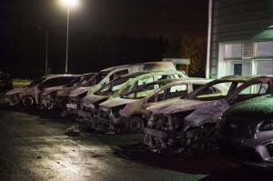 В Лапландии поджигатели в масках уничтожили 40 автомобилей стоимостью ?1 млн 