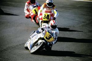 Кевин Шванц считает, что гонки MotoGP стали скучными из-за электроники