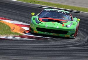 Blancpain GT: Rinaldi Racing выиграли основную гонку в Мизано