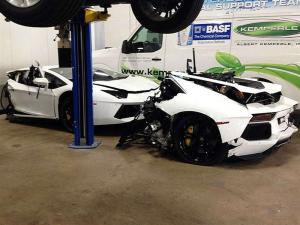 Развалившийся напополам Lamborghini Aventador хотят продать за 125 тысяч долларов