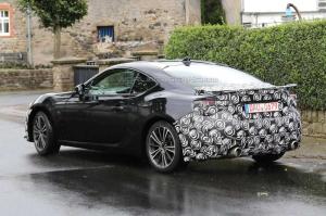 Шпионские фотографии Toyota GT 86 нового поколения 