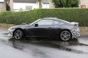 Шпионские фотографии Toyota GT 86 нового поколения 