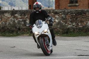 Шпионские снимки Ducati 959 Panigale 2016 года 