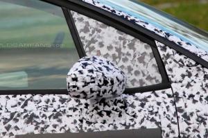 Третье поколение Opel Meriva замечено на тестах