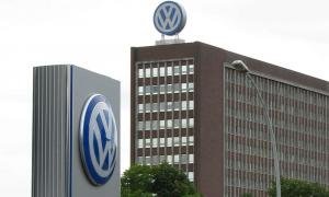 VW сократит свое ежегодное финансирование на миллиард евро