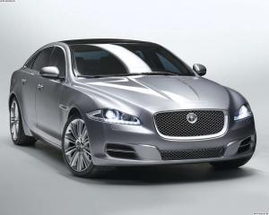 Jaguar XJ подвергнется точечному рестайлингу