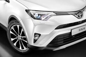 Toyota объявила цены на обновленный RAV4 
