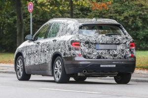 Шпионские снимки BMW X1 Grand 2017 года 