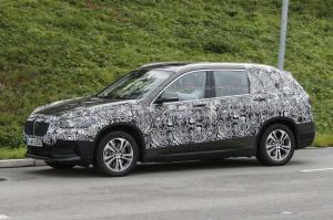 Шпионские снимки BMW X1 Grand 2017 года 