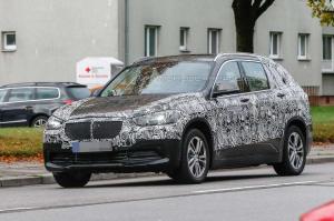Шпионские снимки BMW X1 Grand 2017 года 