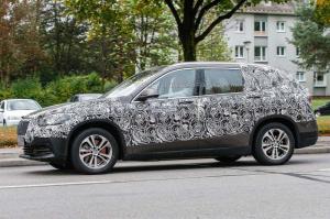 Шпионские снимки BMW X1 Grand 2017 года 