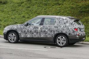 Шпионские снимки BMW X1 Grand 2017 года 