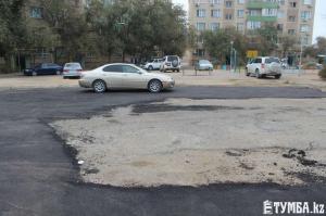 Укладка асфальта в РК: без слез не глянешь 
