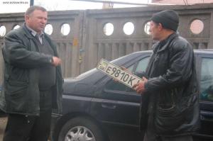 Дефицит номеров и техпаспортов в Украине ликвидирован