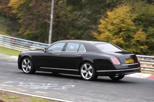 Шпионские снимки Bentley Mulsanne 2016 года 