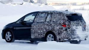Семиместная модификация BMW 2-Series Active Tourer выехала на снег