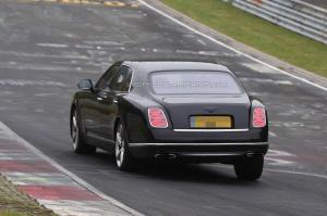 Шпионские снимки Bentley Mulsanne 2016 года 