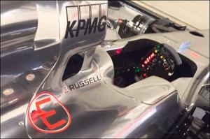 Расселл провёл призовые тесты за рулём McLaren