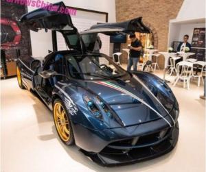 2015 Pagani Huayra Dinastia 
