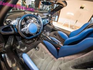 2015 Pagani Huayra Dinastia 