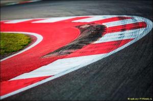 В FIA хотят ограничить выезды за пределы трассы
