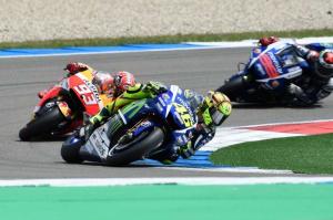 MotoGP: Гран При Малайзии: Педроса - Лоренцо - Росси