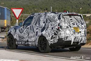 Прототип Land Rover Discovery пятого поколения 