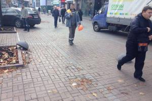 В центре Киева появились варварские парковки