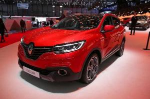В интернете появилось изображение нового кроссовера Renault