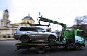 Техпомощь на дорогах и эвакуация авто подорожала в Москве за год на 15–20%