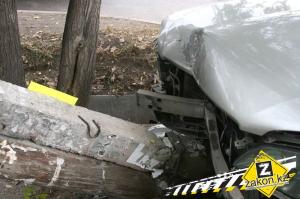 В Алматы водитель Lexus при обгоне по встречной полосе совершил аварию