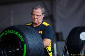 В Pirelli согласовали график тестов