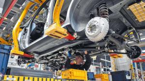 АвтоВАЗ теряет по 43 тысячи рублей на каждом автомобиле