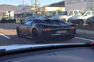 Самый крутой суперкар Bugatti засняли вблизи