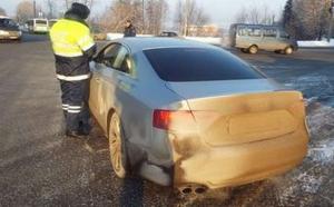 Красноярские автоинспекторы напоминают водителям об ответственности за грязные номерные знаки