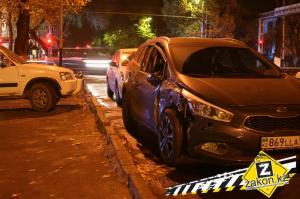 В Алматы водитель Kia протаранил Renault