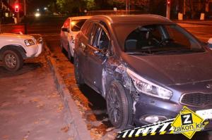 В Алматы водитель Kia протаранил Renault
