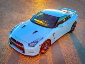 Следующий Nissan GT-R оснастят автопилотом