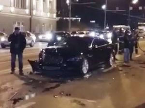 19-летний Джабраил на Porsche протаранил 7 автомобилей