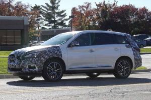 Infiniti впервые вывела на тесты обновленный QX60 