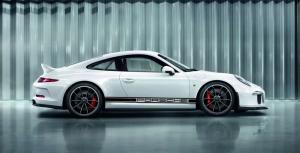 Рендеры Porsche 911 R 