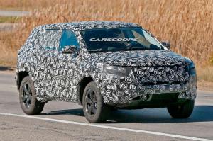 Jeep приступил к дорожным испытаниям нового компактного кроссовера 