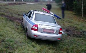 В Беларуси нарушитель отправил машину ГАИ в кювет