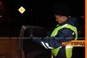 Автомобиль департамента таможенного контроля ЗКО загнали на штрафстоянку