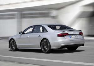 http://auto.vercity.ru/gallery/automobiles/audi/2015/audi_s8_plus/#22 