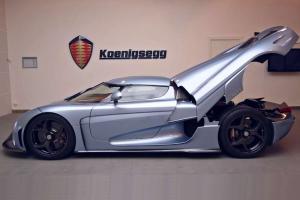 Компания Koenigsegg показала работу пакета Autoskin для модели Regera