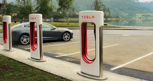 Tesla хочет подзарядиться в Германии
