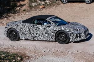 Шпионские снимки Audi R8 Spyder 2016 года 