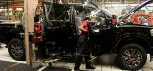 Nissan начал производство пикапа Titan XD
